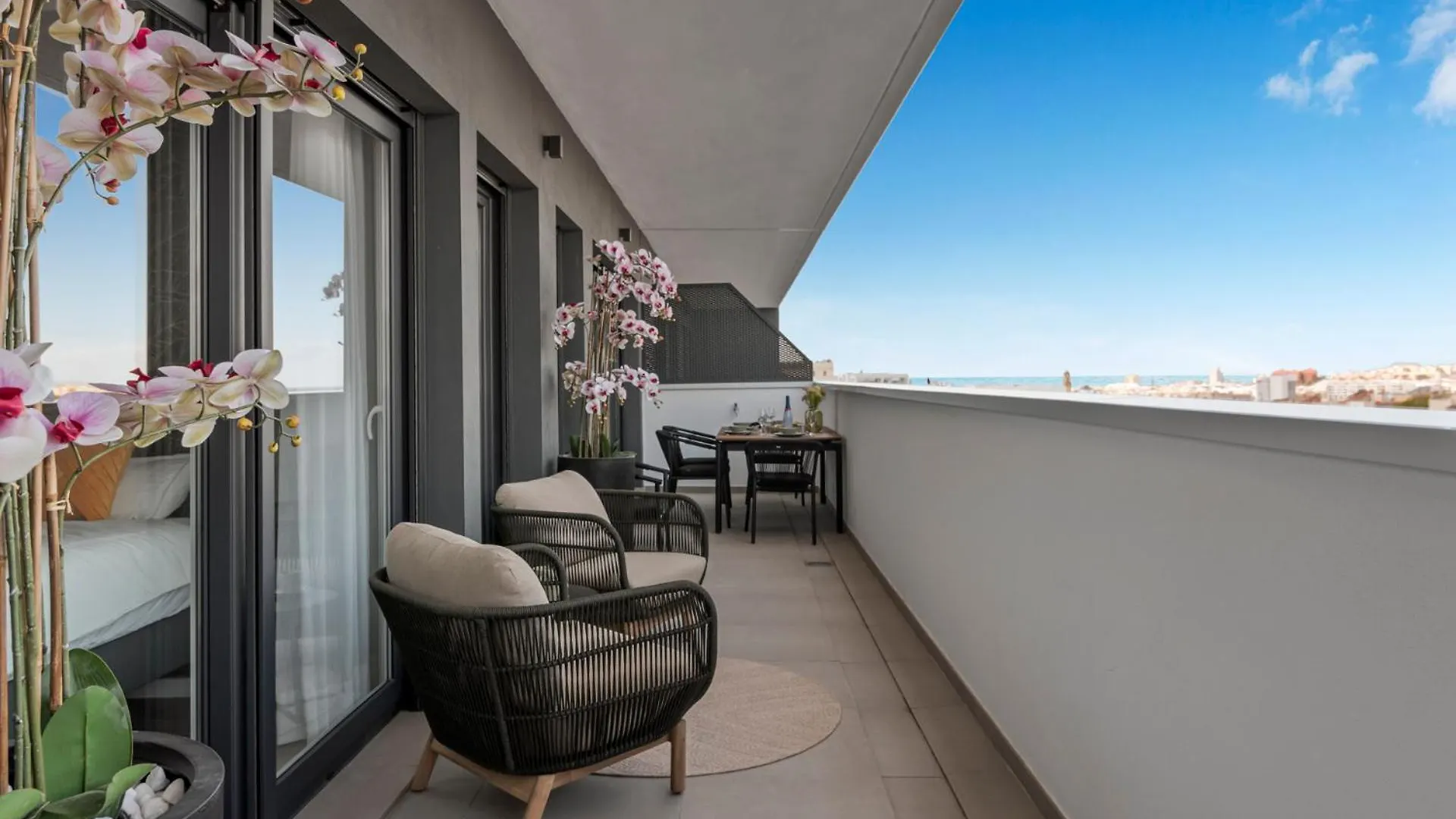 Skyline Penthouse Estepona Apartment